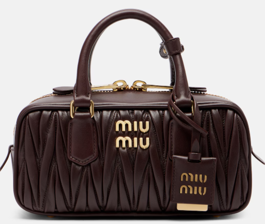 Accesorii și parfumuri Miu Miu &ndash; Eleganță italiană pentru stilul unui profesionist ocupat